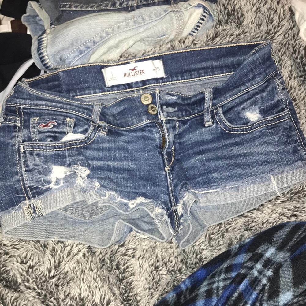 Hollister jean shorts